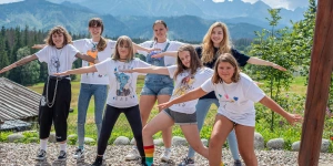 Uczestniczki obozu rysowania mangi Vogue Travel