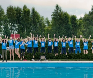 Swimming pool party Vogue Travel