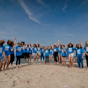 Opalanie się na plaży w Rowach Vogue Travel