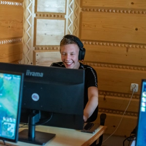 Zdjęcie 29 z 42. Obóz w stylu League of Legends