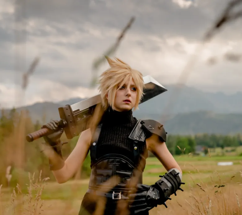 Warsztaty cosplay z SHAPPI - Broń i propsy z pianki EVA